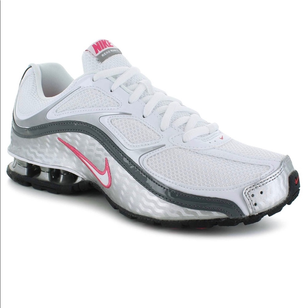 Nike Reax Run 5 Size 8